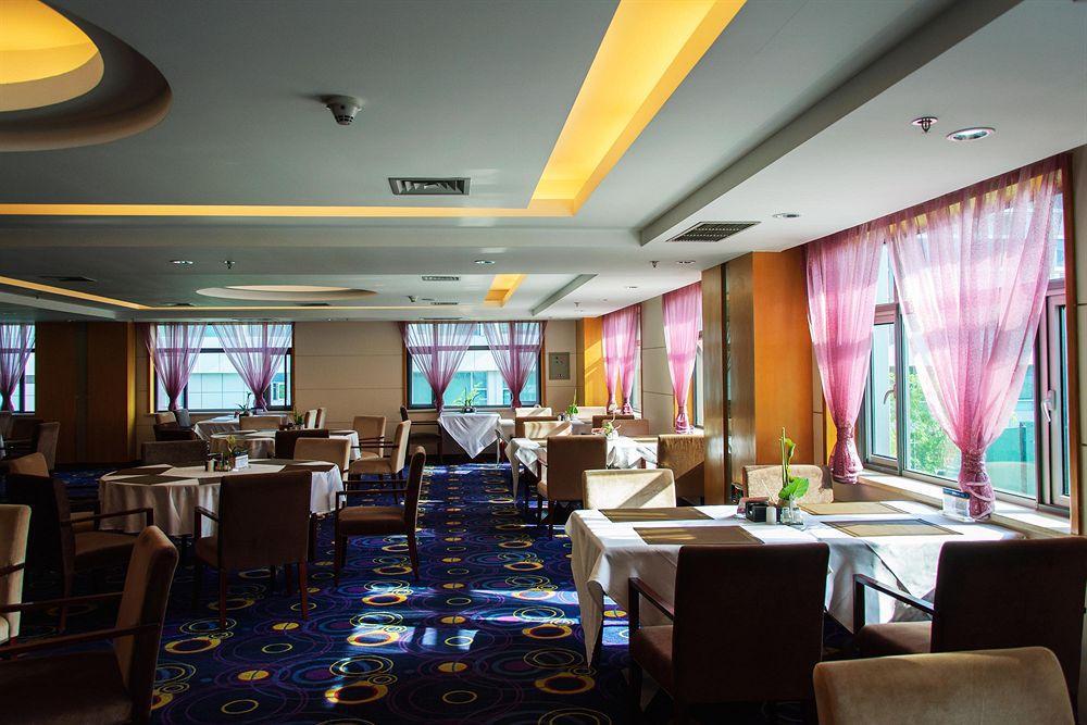 Shanghai Southern Airlines Pearl Hotel ภายนอก รูปภาพ
