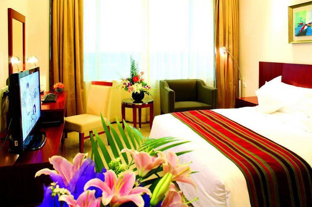 Shanghai Southern Airlines Pearl Hotel ภายนอก รูปภาพ